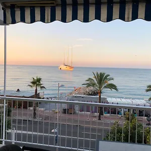  Apartment Front De Mer France